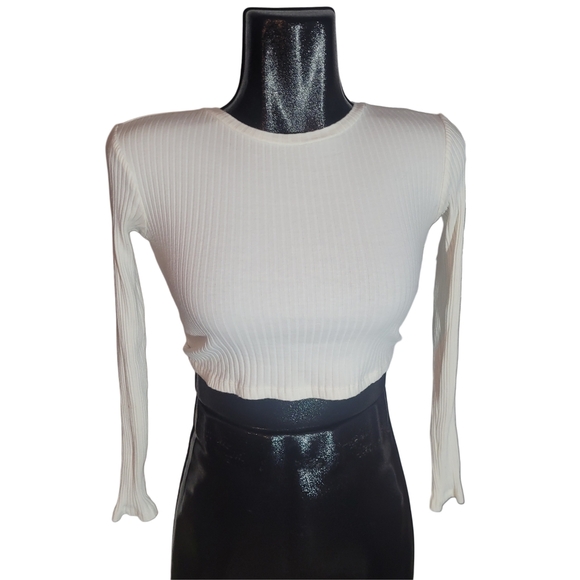 Zara White Ribbed Long Sleeve Crew Neck Crop Top S - Picture 2 of 5